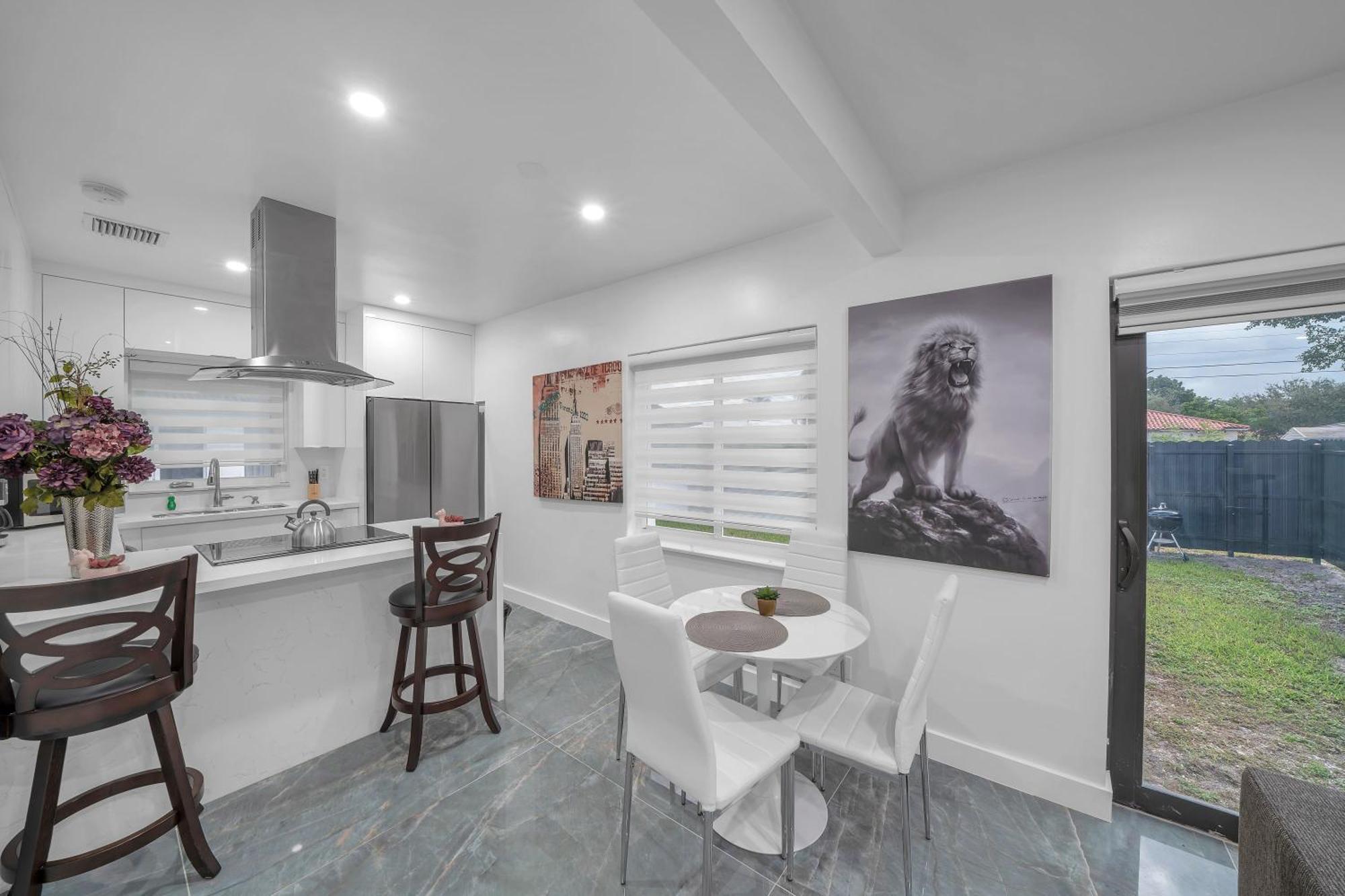 הוילה Biscayne Park 2 1 - Renovated Duplex W Pool מראה חיצוני תמונה